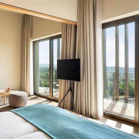 Waldweit Rheingau Und Retreat Otel