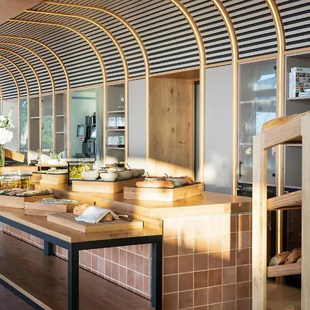Waldweit Rheingau Und Retreat Hotel 5*