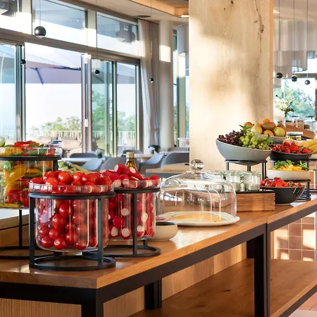 Waldweit Rheingau Und Retreat 5* Kiedrich