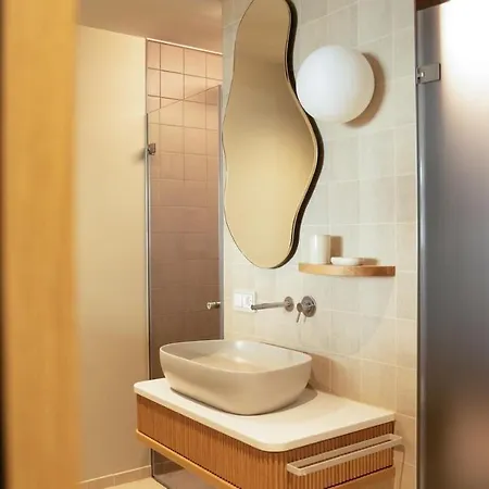 Waldweit Rheingau Und Retreat Hotel 5*